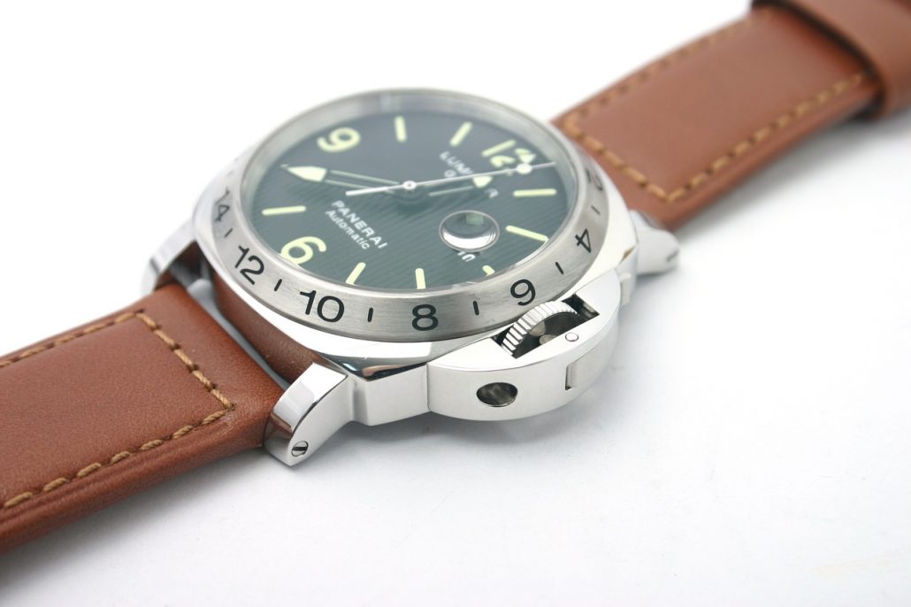 panerai luminor automatic stainless